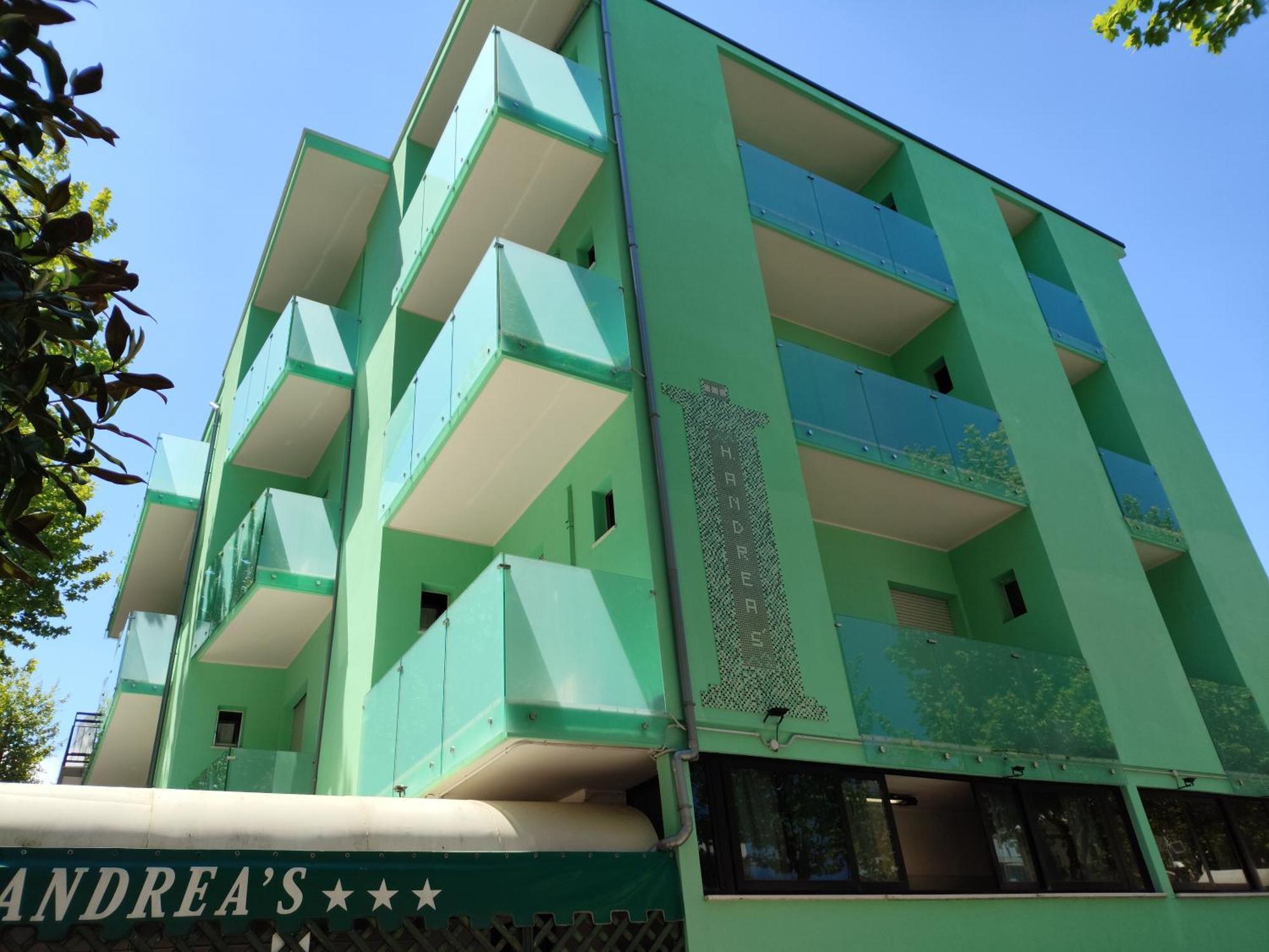 Hotel Andrea'S Rimini Esterno foto